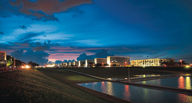 Há vagas para os amigos